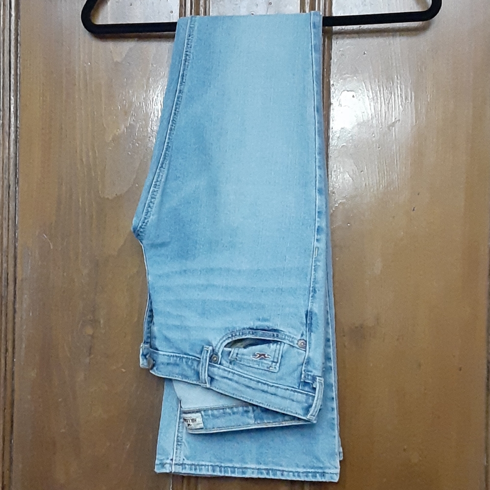Hollister size 3L flare bottom jeans